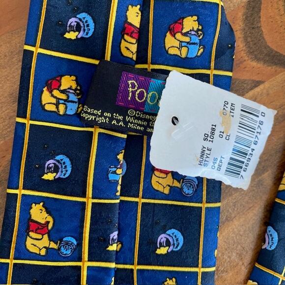 Vintage Disney Winnie the Pooh Men's Tie - With Tag - Picture 5 of 6